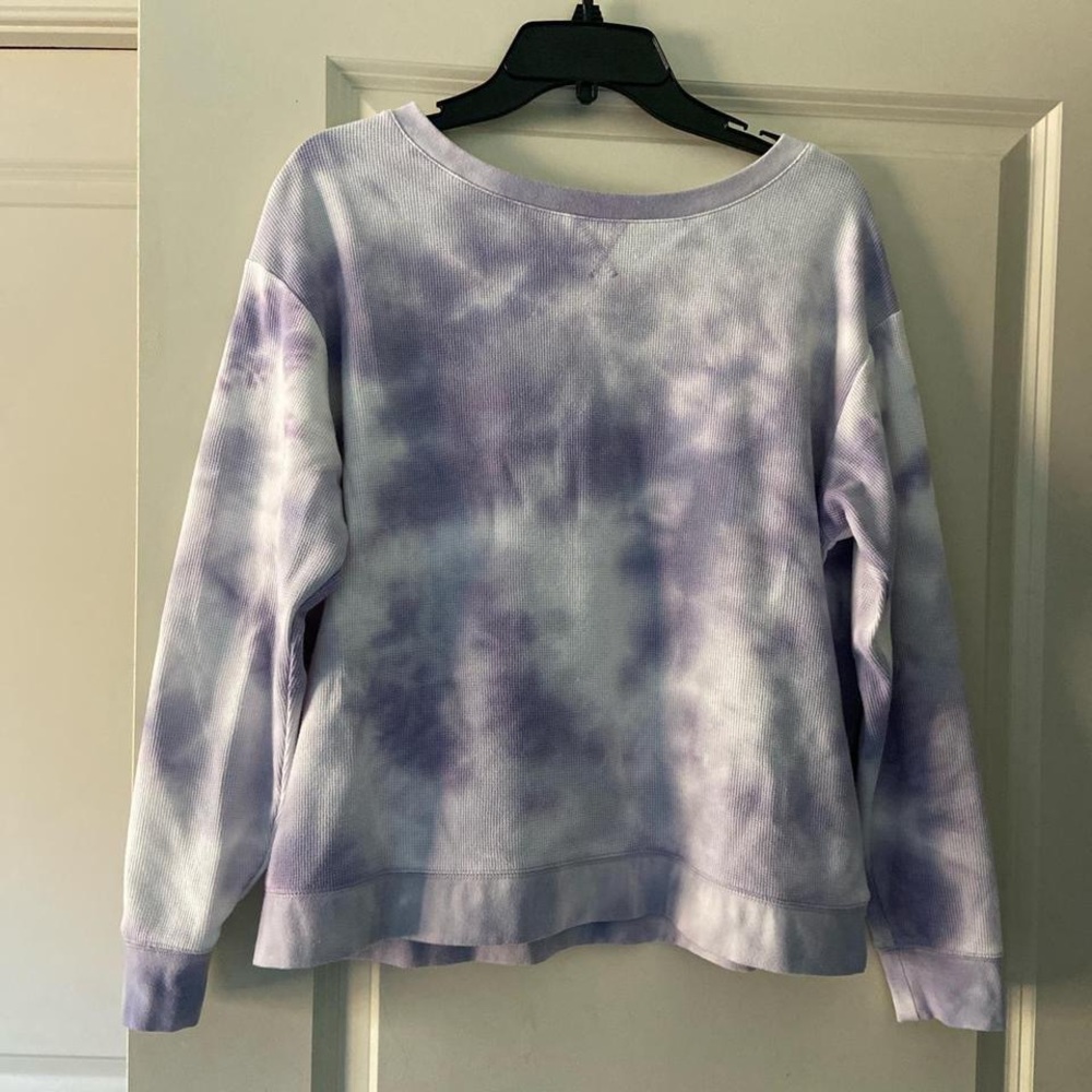 Tie-Dye Long Sleeve Tshirt
